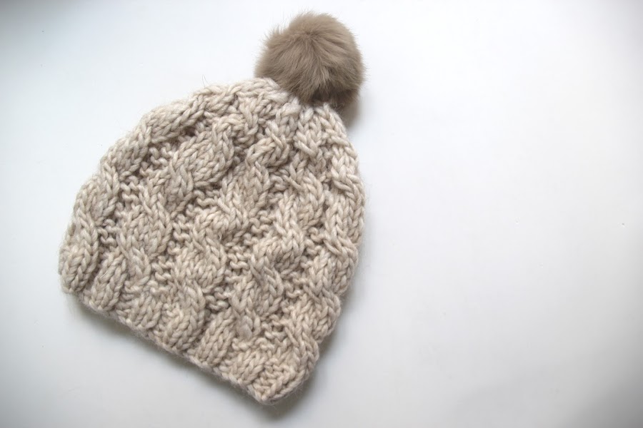 Tutorial de lana: Como hacer gorro trenzado ochos (patrones gratis)