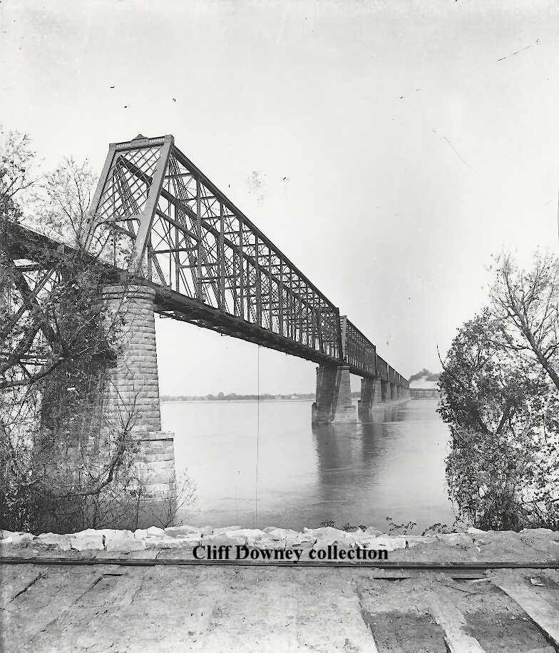 Industrial History 1889 IC Bridge over Ohio River at Cairo, IL