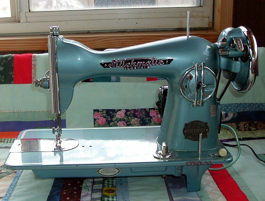 Cate`s Linens Precision Deluxe Stitchmatic Electric Sewing Machine