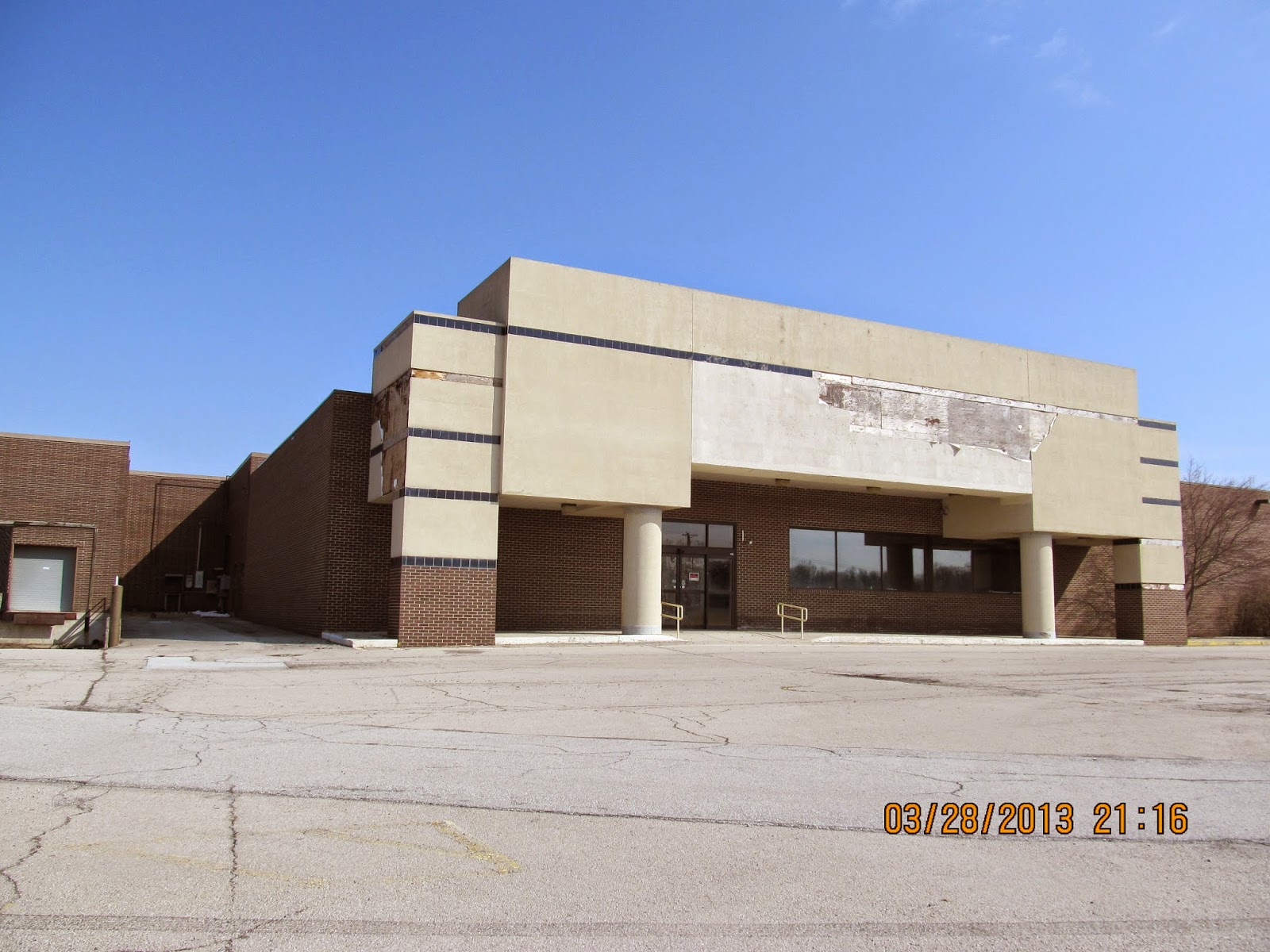 Trip to the Mall American Mall (Lima, OH)