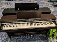 Pictures of Kawai KDP120 digital piano