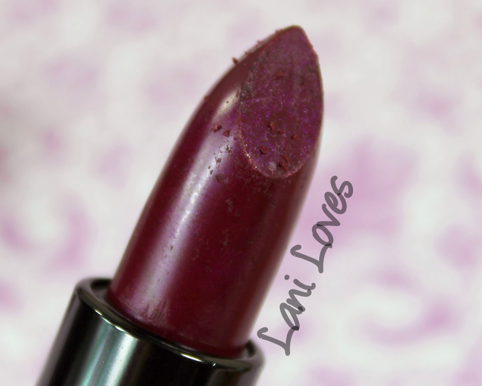 Makeup Revolution Amazing Lipstick - Rebel With A Cause Swatches & Review
