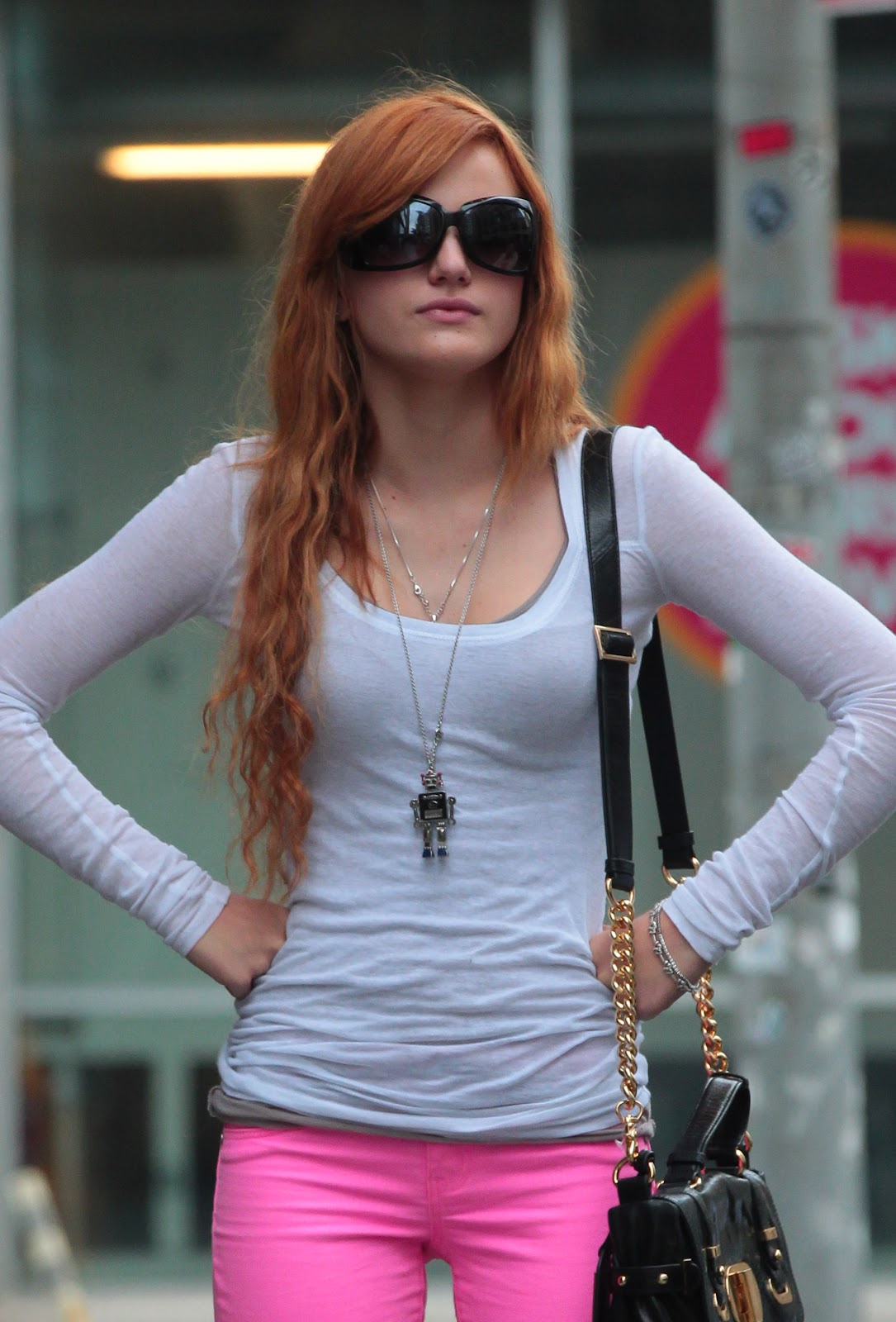 Bella Thorne: Bella Thorne Leaving Her Hotel New York City