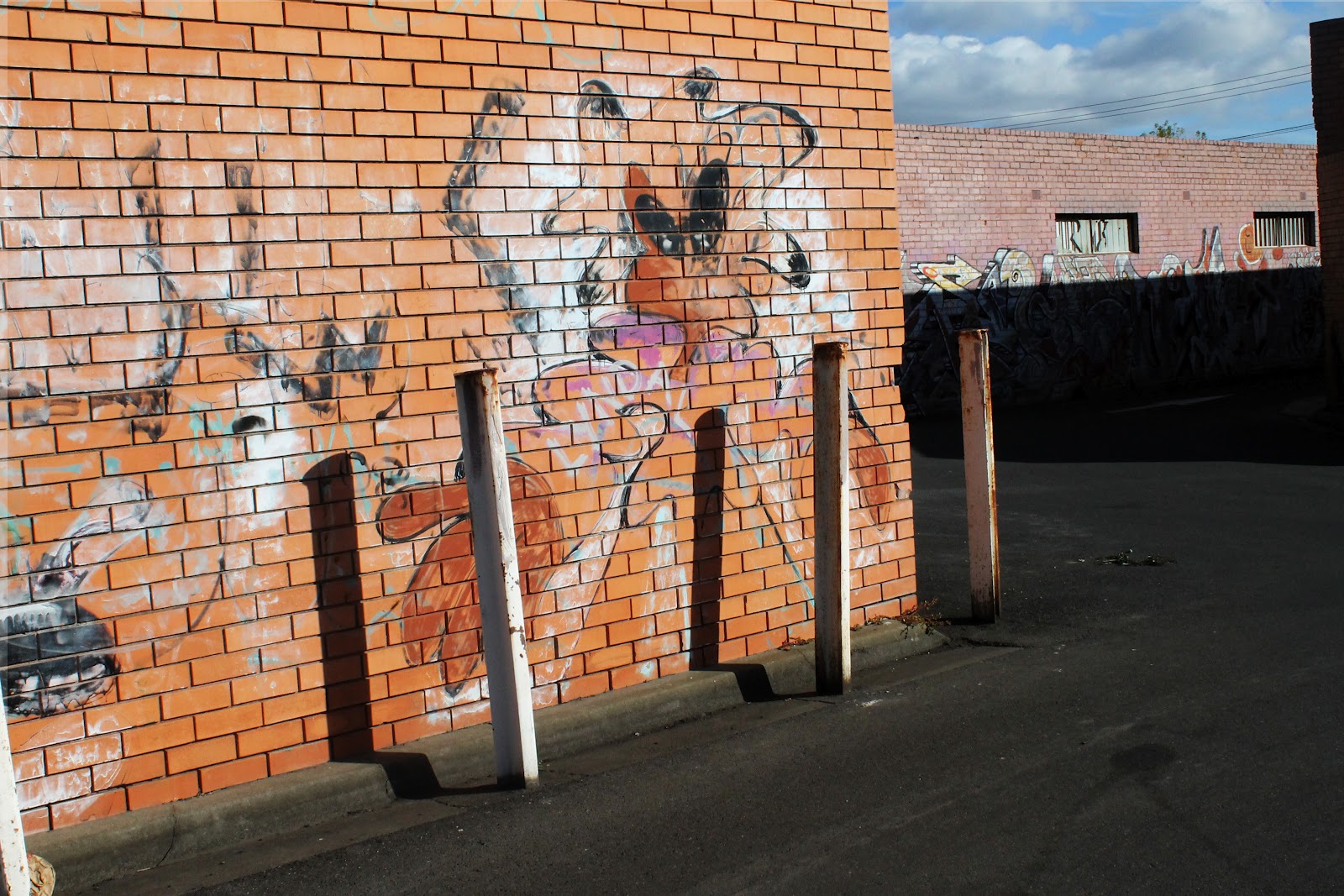 Graffiti XII main image 0