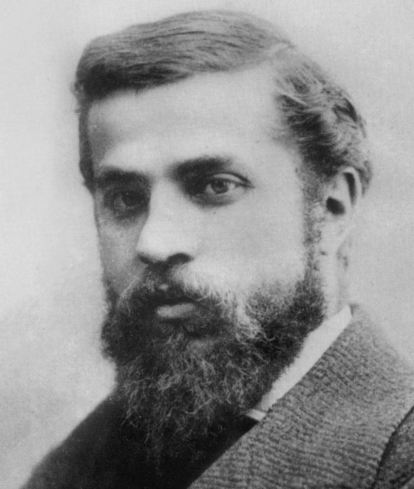 Babel: A Blog of Modern Architecture: Antonio Gaudi: Going Against the