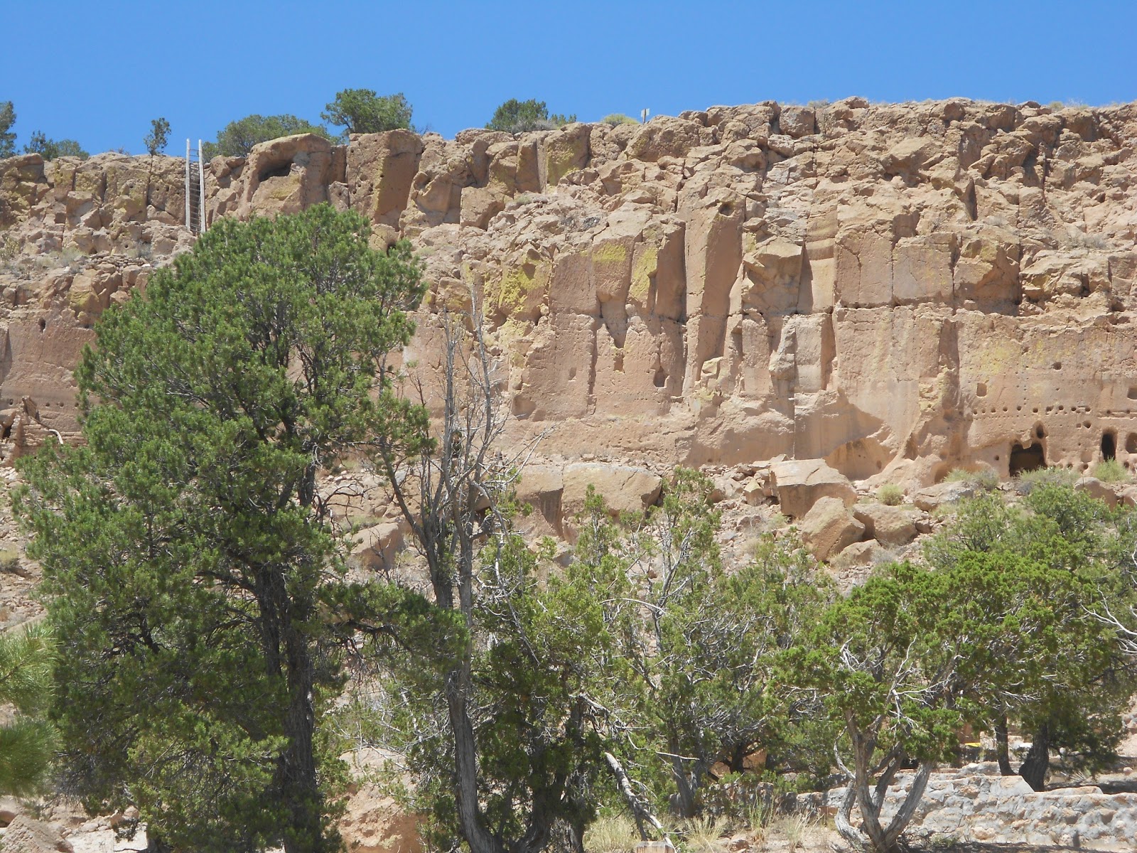 Attractions in New Mexico / Cliff Dwellings Western Trips