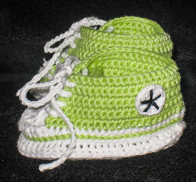 crocheted converse baby booties