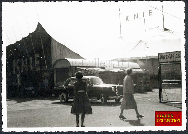 Roulotte chapiteau et façade d'entrée du Cirque National Suisse Knie