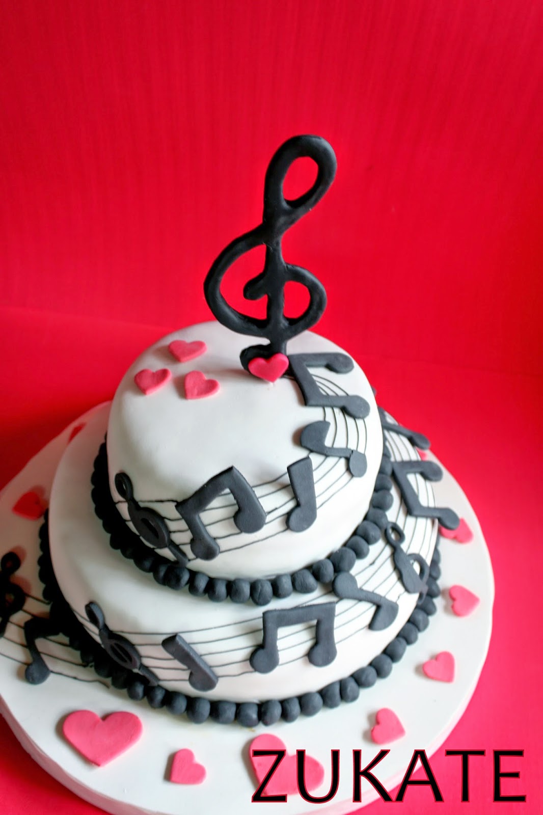 Torta Musical Para Maria Fernanda Zukate