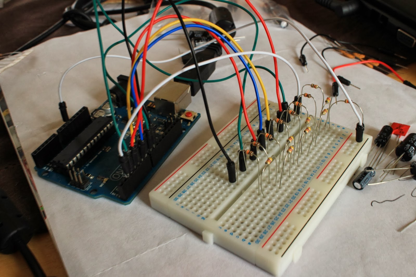 Pure C Arduino: Arduino R-2R ladder Audio DAC