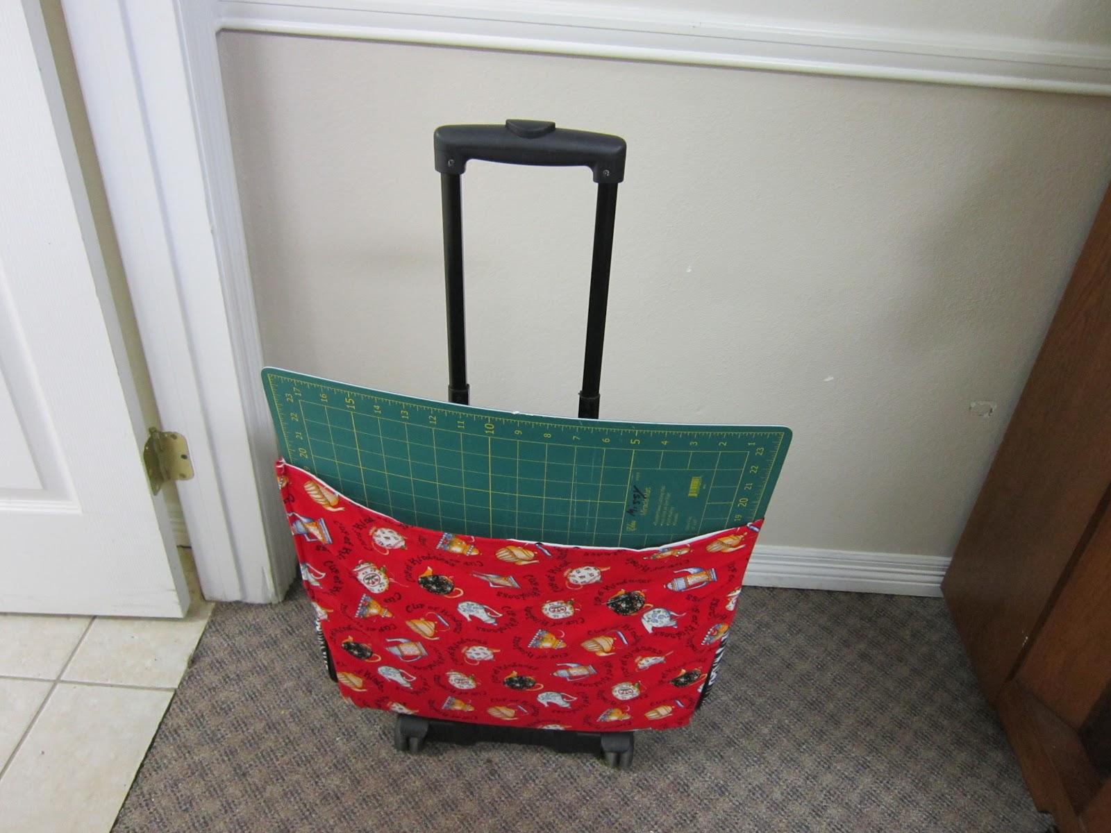 Missy's Homemaking Adventures Rotary Cutter Mat Bag