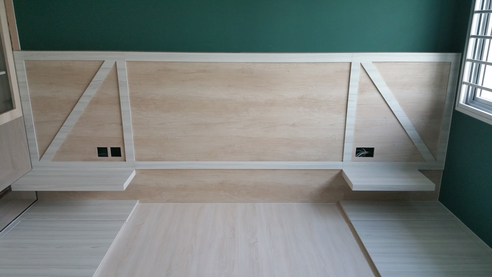 Home of the Bees ☆ Carpentry VII Platform Bed
