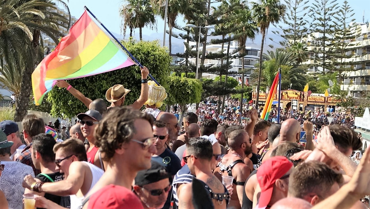 Vídeo Maspalomas Gay Pride 2016 Gran Canaria GayPride. Vídeo Maspalomas Gay Pride 2016 Gran Canaria GayPride.