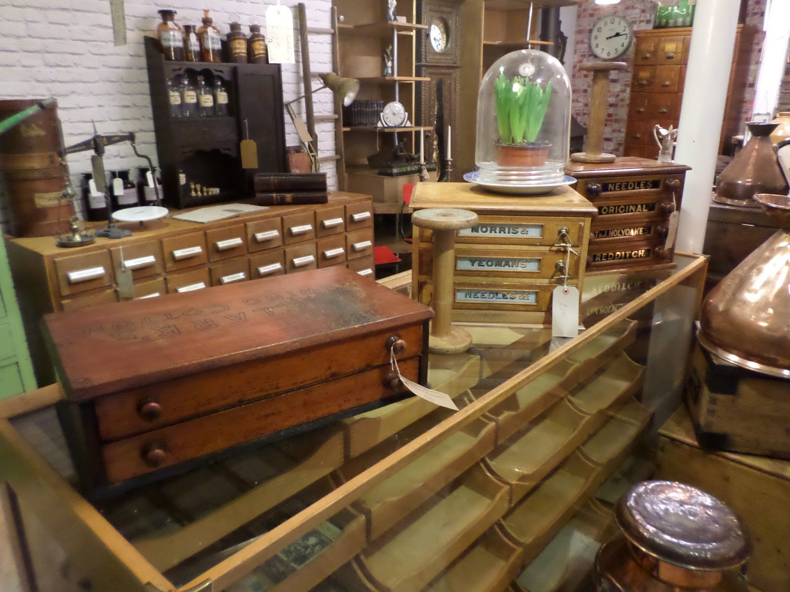 Montgomery/Trefaldwyn Antique Ideology decorative & Industrial Antiques