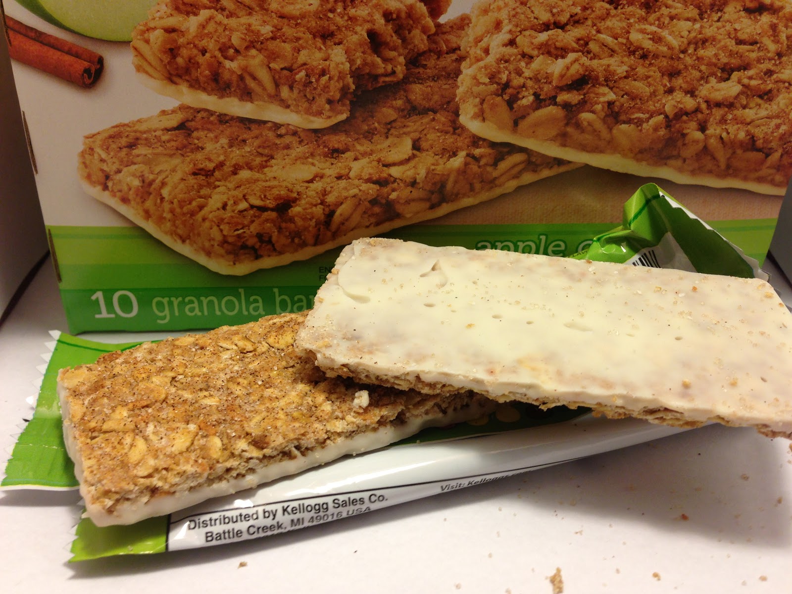 Crazy Food Dude Review Kellogg's NutriGrain Fruit Crunch Granola