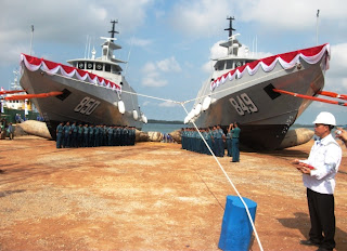 PT. Palindo Marine Shipyard Launching KRI Pari 849 dan KRI Sembilang 850
