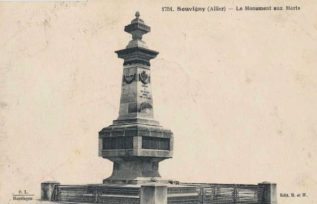 CPA monuments aux Morts de l'Allier, Souvigny