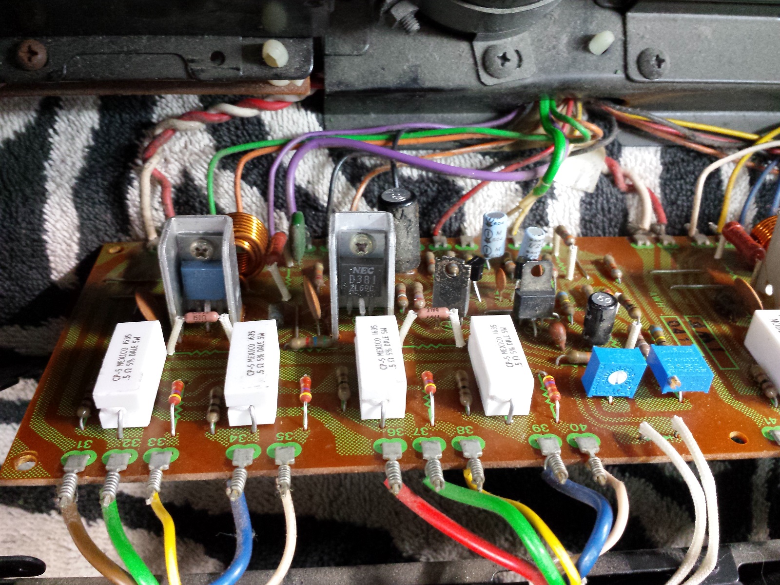 Matt's Vintage Audio Repair Pioneer SA9500 power amp board repair with a twist!