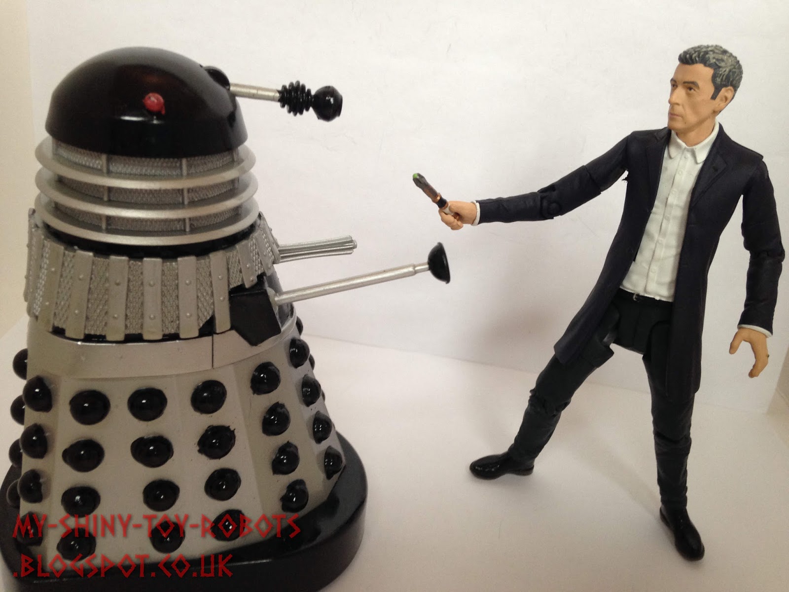 My Shiny Toy Robots Toybox REVIEW