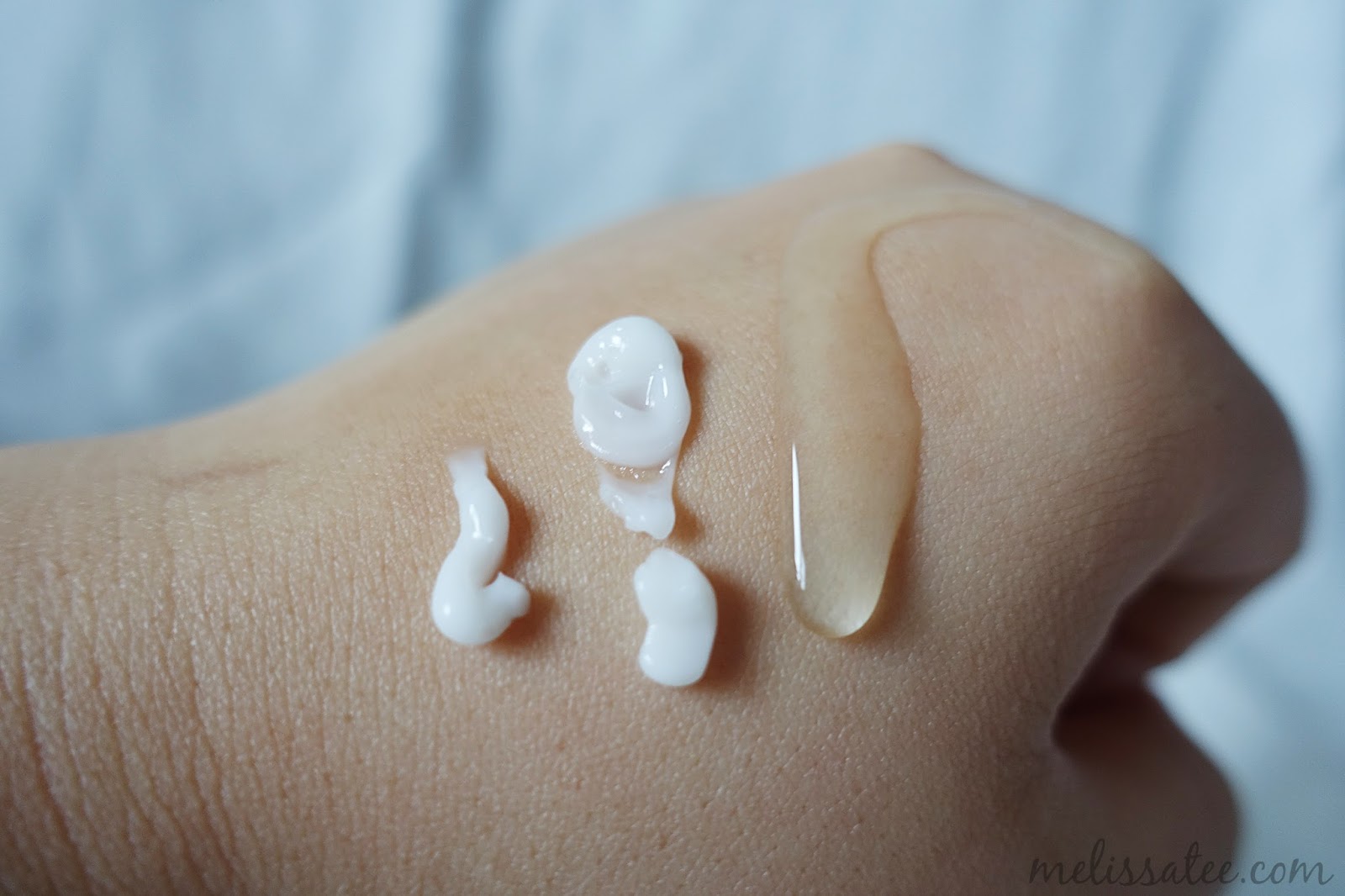 The Blushing Introvert Aveeno Skin Relief Review Formulated with triple oat complex with oat oil and natural shea butter, this lotion for sensitive skin is clinically shown to. aveeno skin relief review