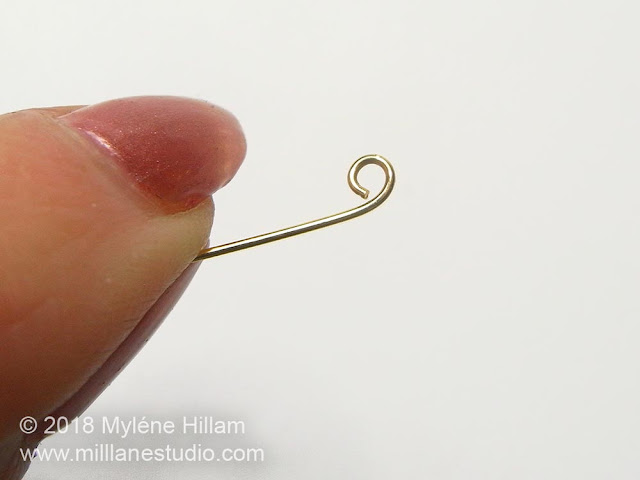 A piece of wire with a loop formed on the end