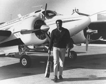 OTIS REDDING E O BEECHCRAFT - 18