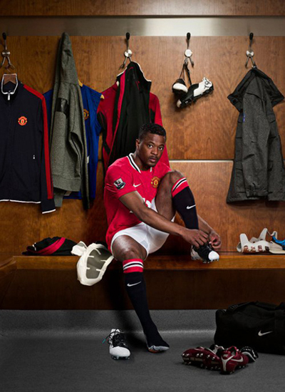 Manchester United: Wallpaper » Patrice Evra Pictures 2011-2012