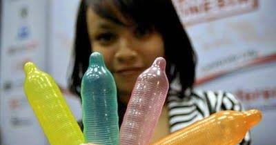 Kisah Terlucu 2014 Kondom Aneka Rasa