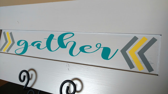 Easily transform a cabinet door into a customized sign for your home