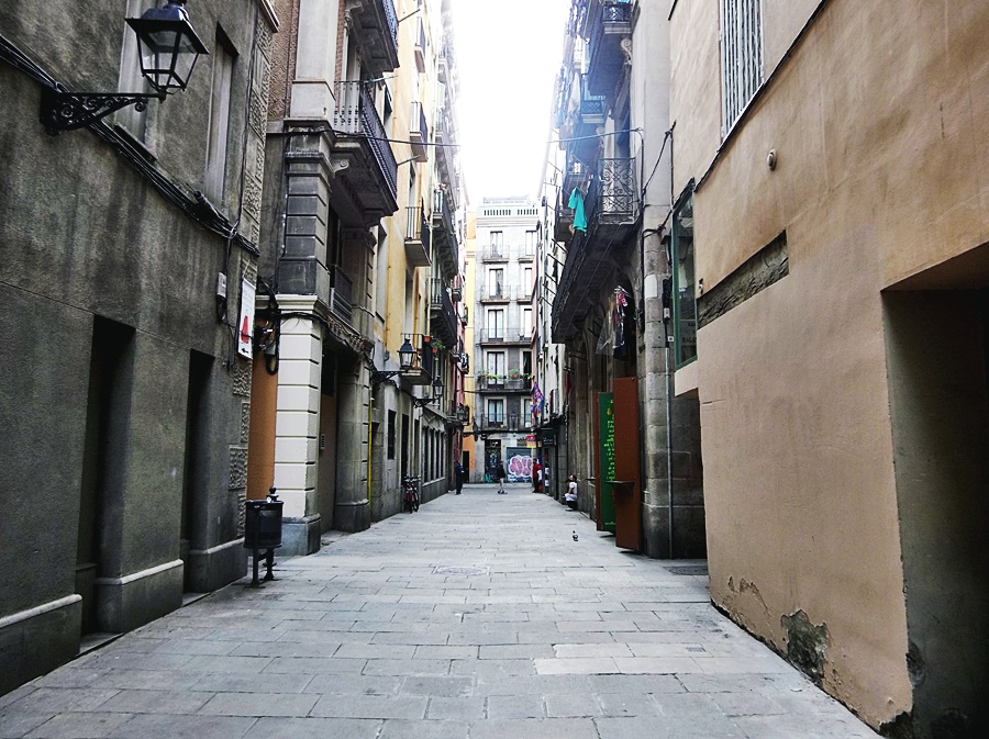 STREETS OF SPAIN BARCELINA