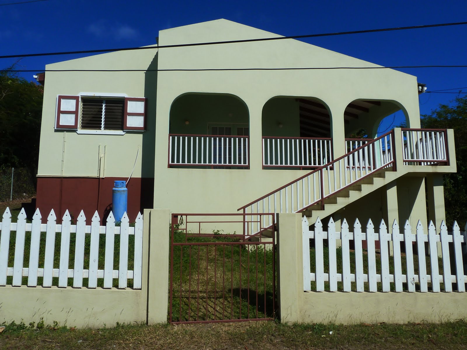 Bloggity Blog House Bertrand