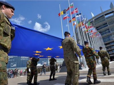 UE : un plan secret d’armée européenne révélé avant le vote du Brexit UE-plan-secret-arm%25C3%25A9e-europ%25C3%25A9enne-Brexit-e1464688514137