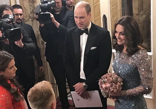 Kate Middleton wore Jenny Packham Gown, Oscar de la Rentacabrina pumps, Jenny Packham Casa Crystal clutch