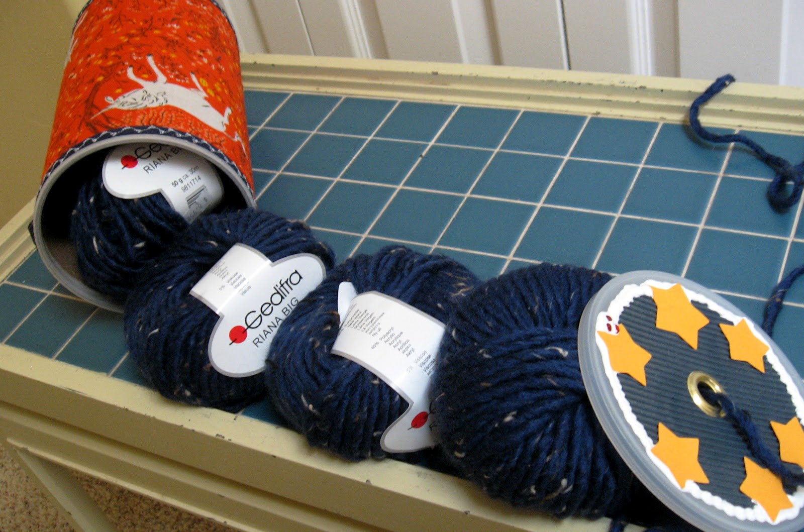 Lori's Frames, Fibers and Frills DIY Yarn Holder Project