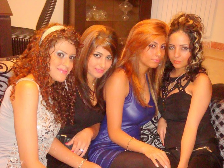 Arab Girls Hot Stills Of Syrian Women