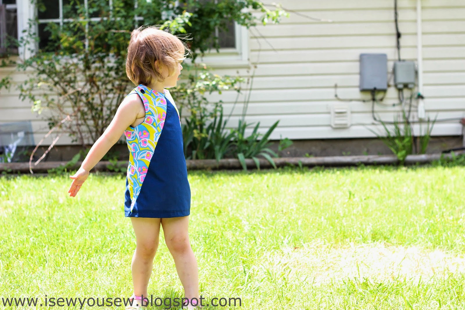 I Sew, You Sew Retro Reproduction Dress Kansas City