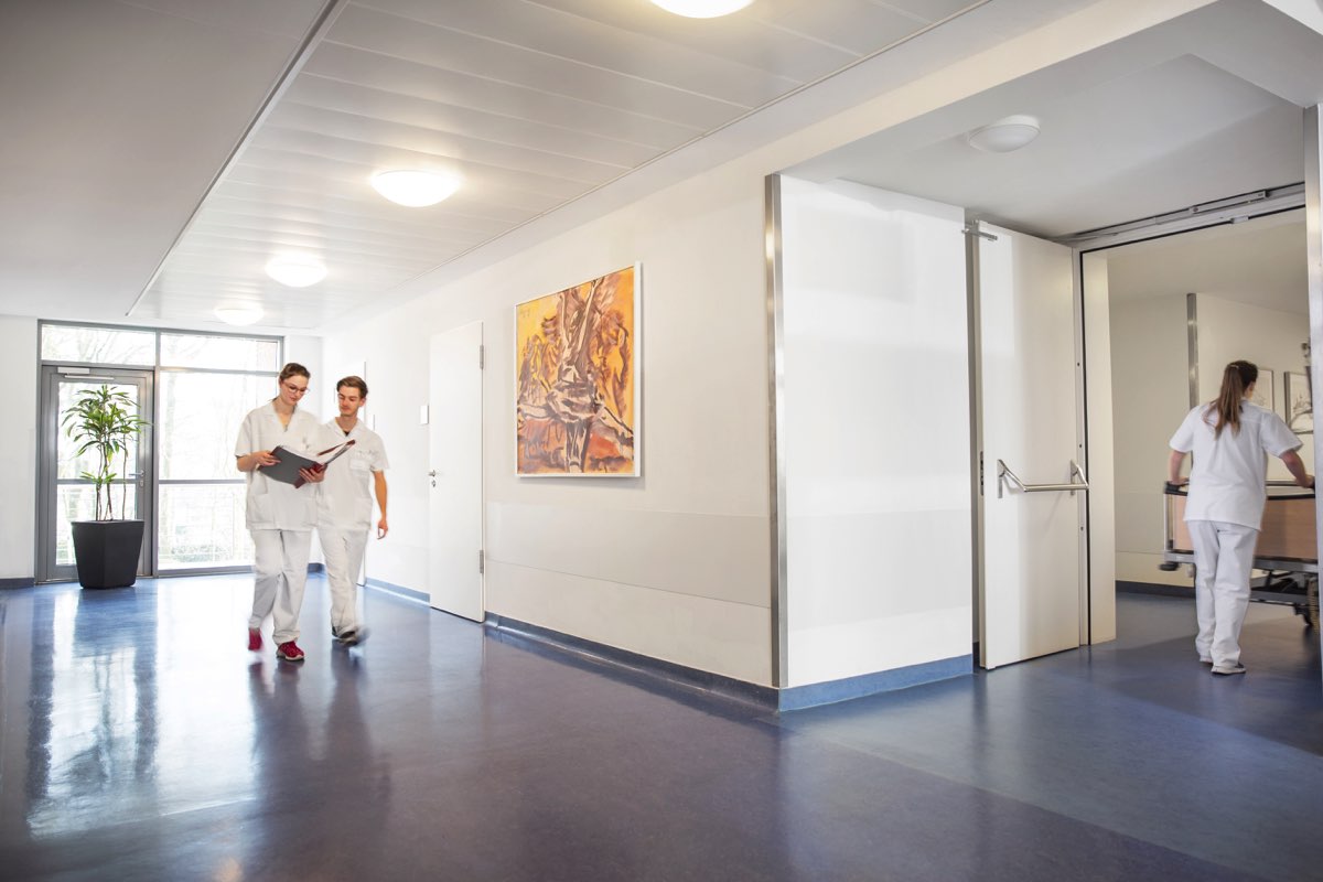 israelitisches krankenhaus woodenbild )