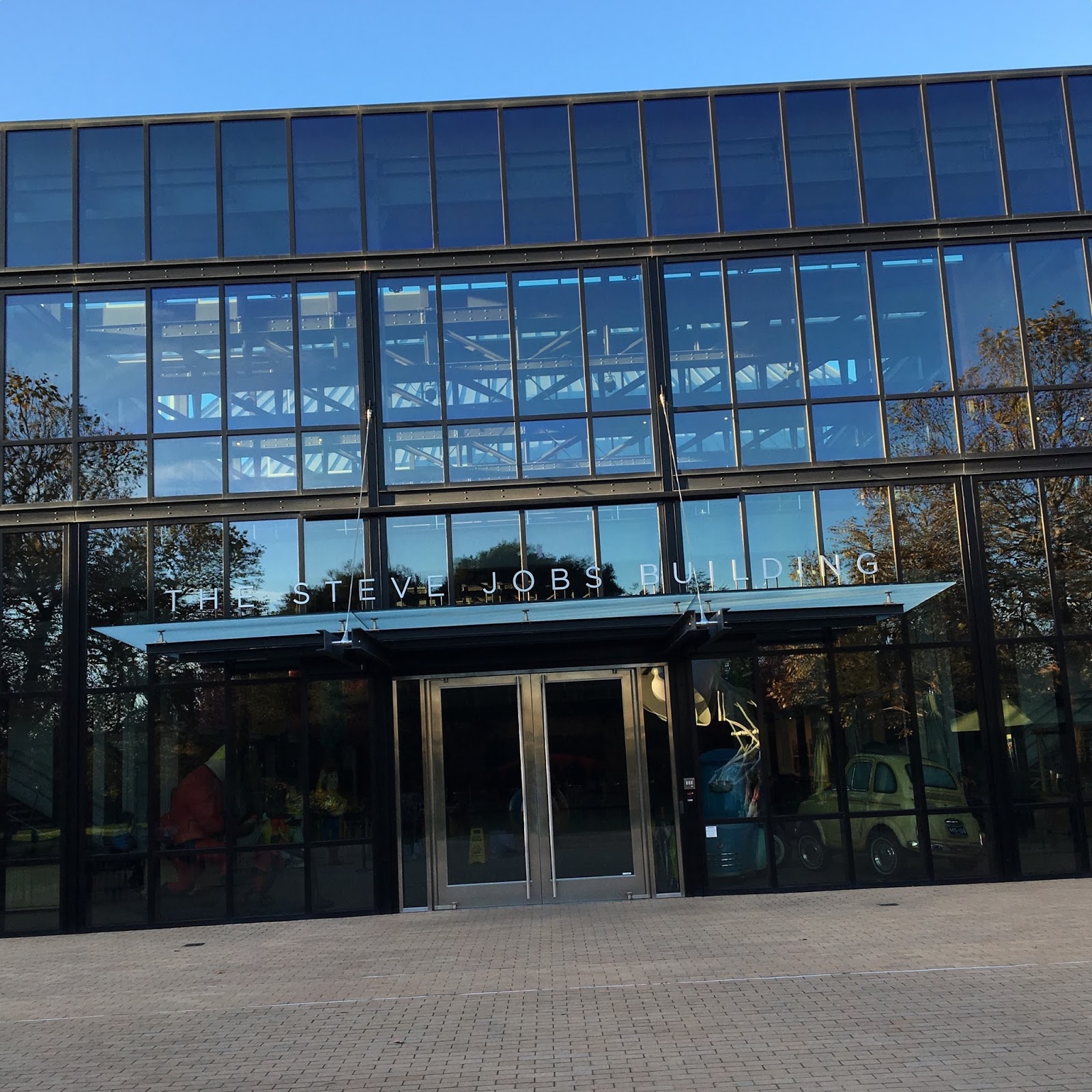 visiting pixar studios coco 2017 visiting pixar studios coco 2017