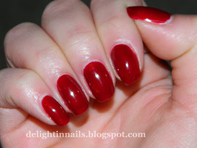 Nicole by OPI Sealed With A Kris