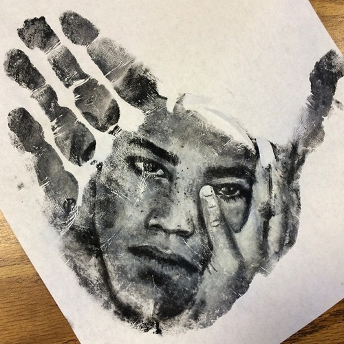 18-Russell-Powell-Hand-Body-Painting-Transferred-to-Paper-www-designstack-co