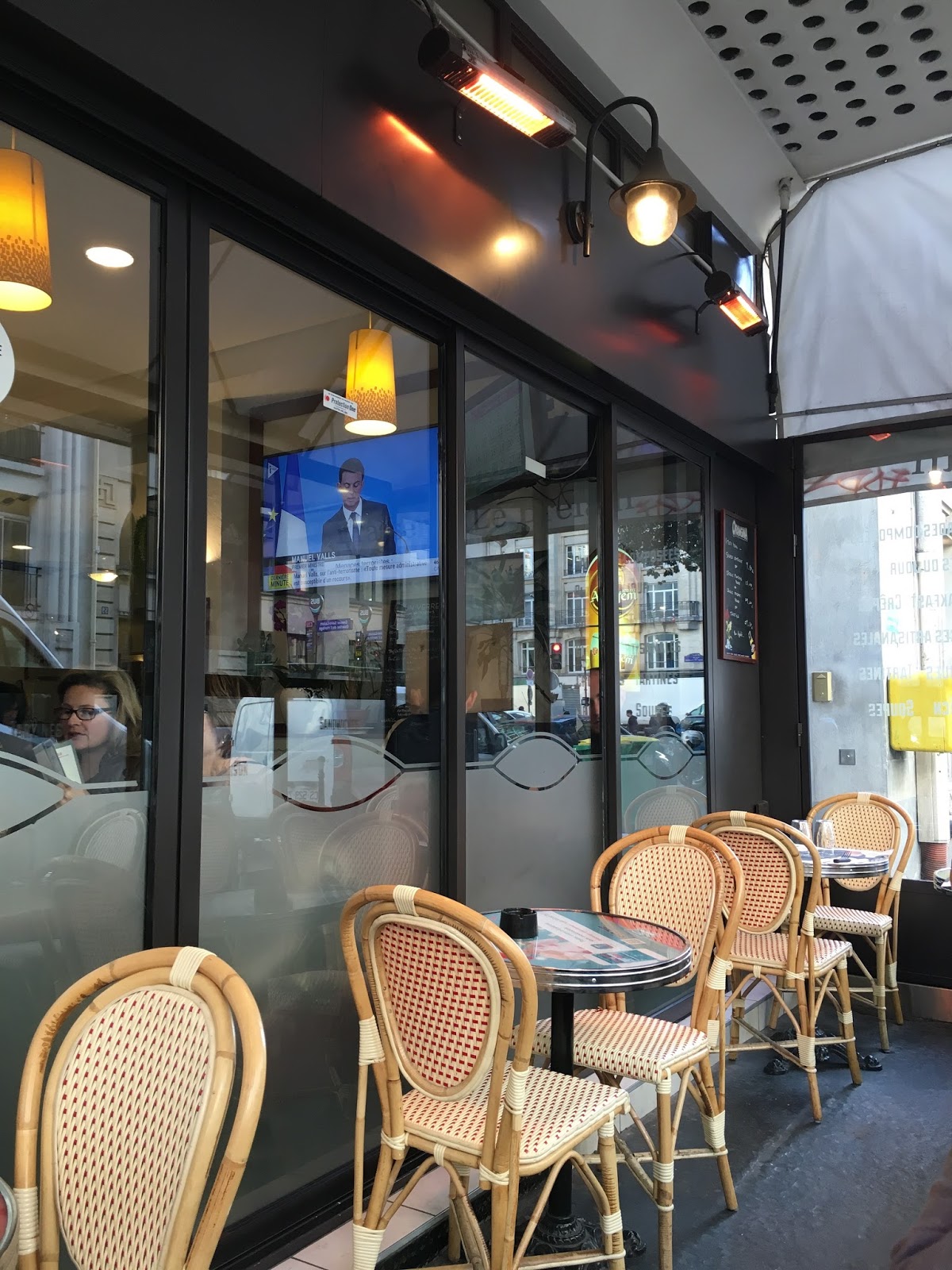 PARIS Le Brelan Life Lagoon