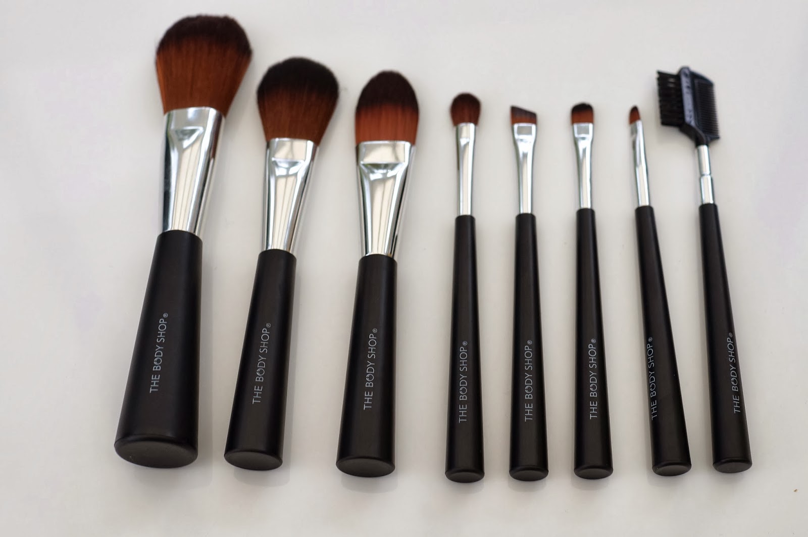 the body shop make up brushes