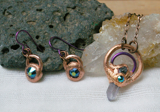 https://www.etsy.com/ca/listing/631709114/electroformed-lilac-quartz-witchy-copper