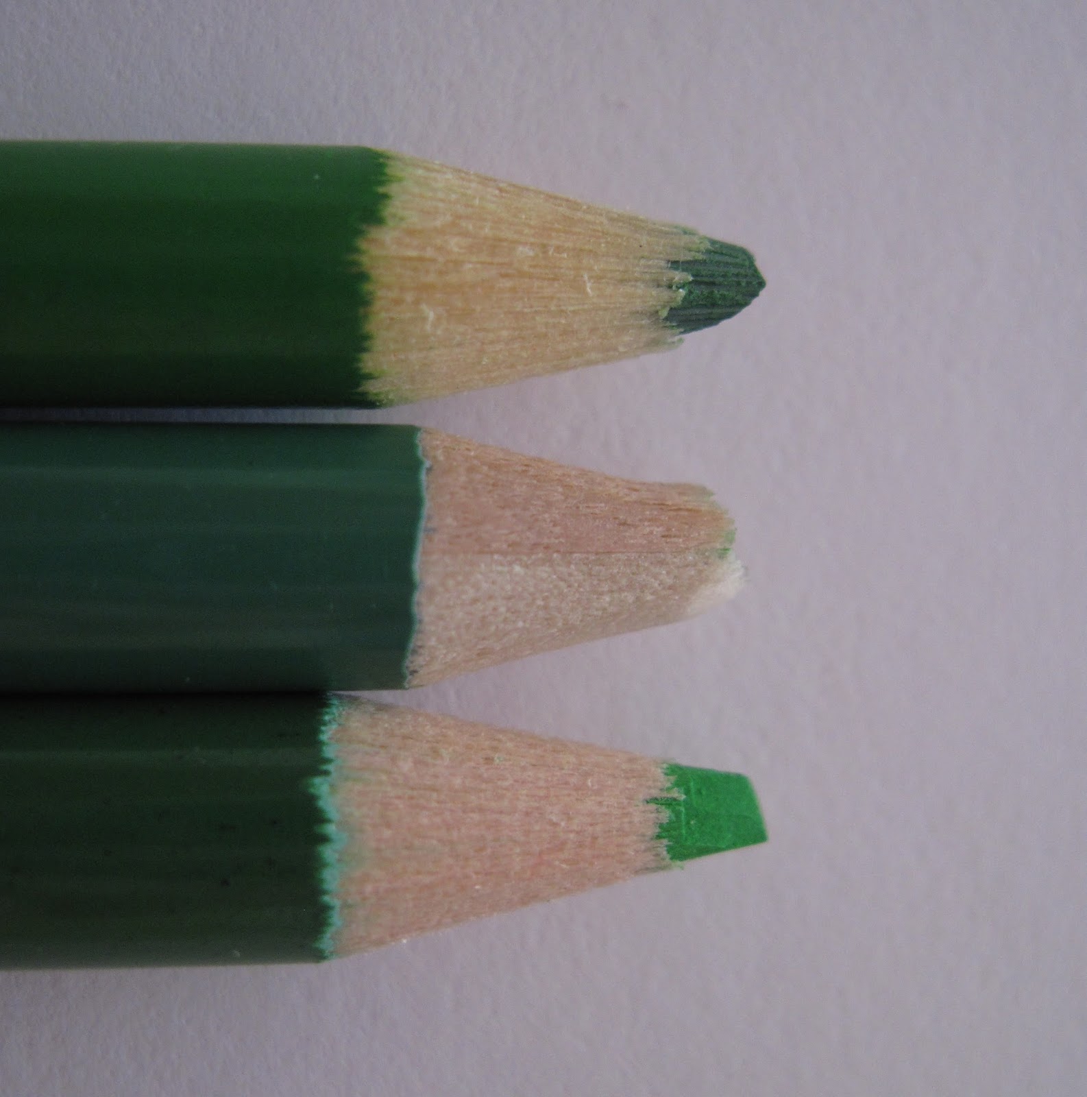 $1000 LUXURY COLOR PENCILS VS $1 CRAYOLA: Which Is Better? 