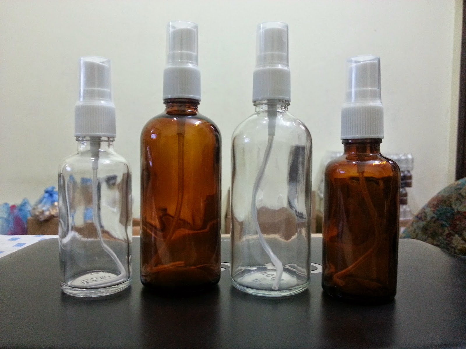 CHAI LỌ MỸ PHẨM: CHAI LỌ CÓ VÒI XỊT , CHAI ĐỰNG TINH DẦU DẠNG XỊT ,CHAI ...