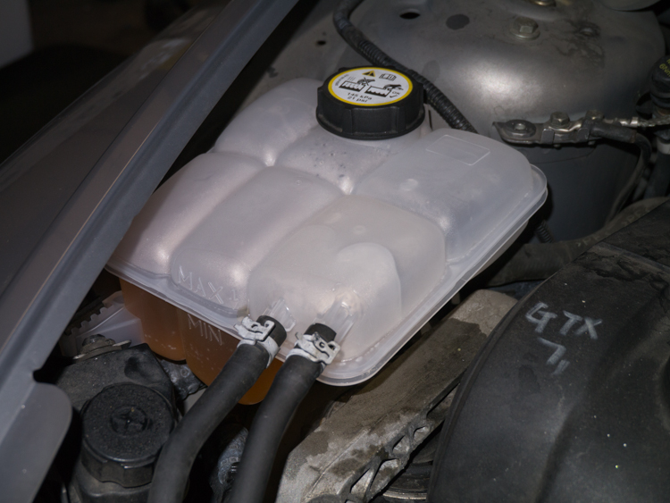 The Zen of Volvo S40 2005 Maintenance Coolant Overflow Resevoir