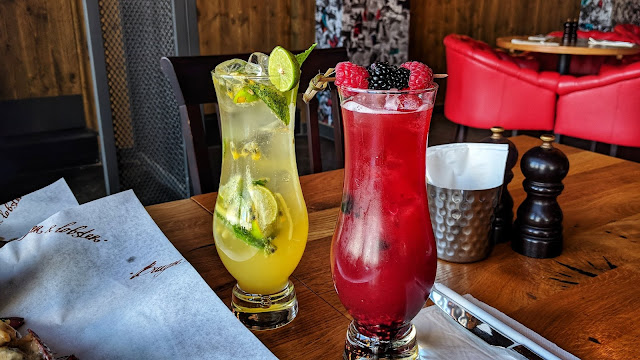 Passion Fruit Ginger Mojito and the Very Berry