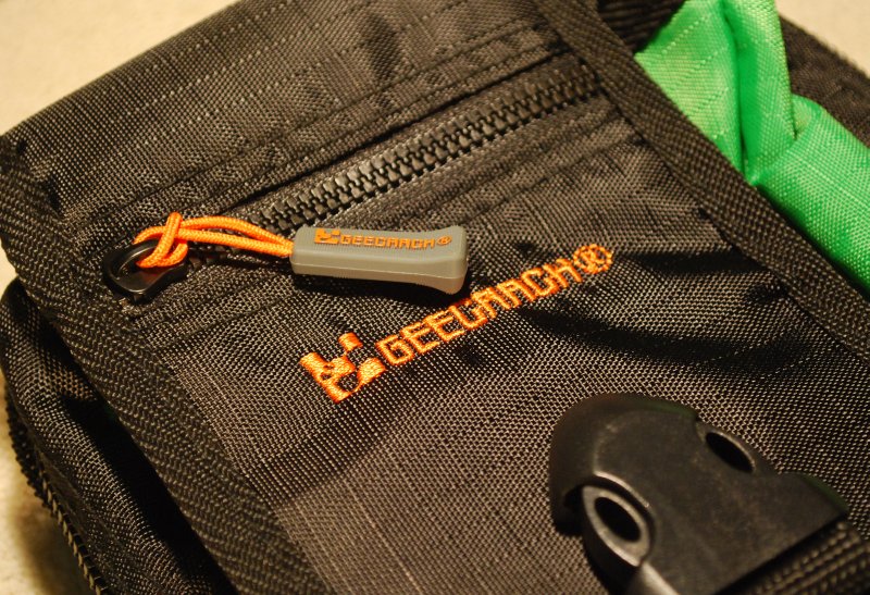 RC fishing: Geecrack Field Pouch: The ultimate LRF Bag?