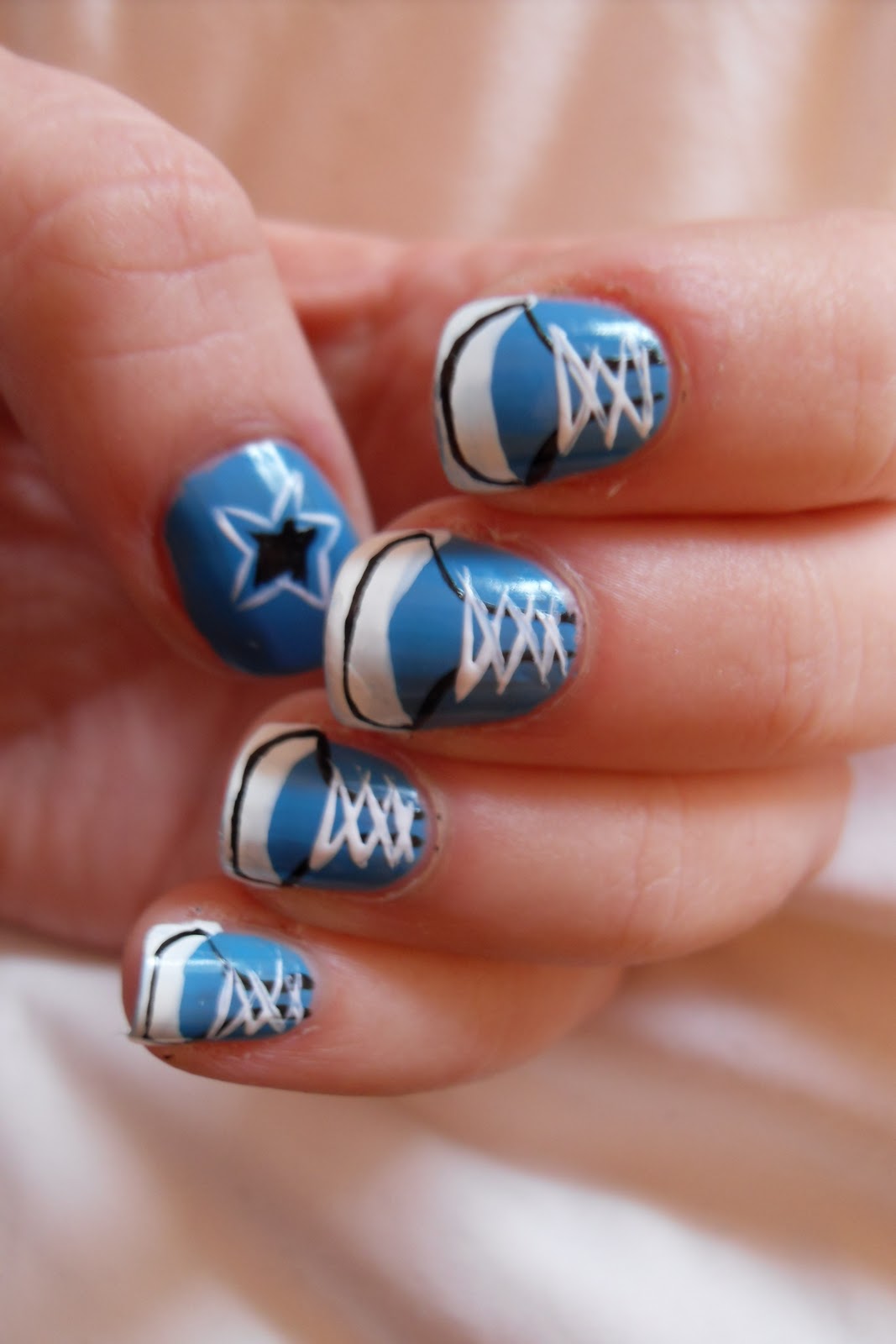 Oooooh Pretty Converse Nail Design