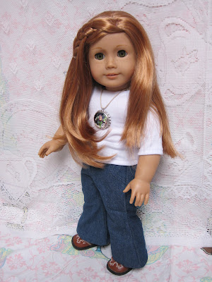 Never Grow Up: A Mom's Guide to Dolls and More: August 2011